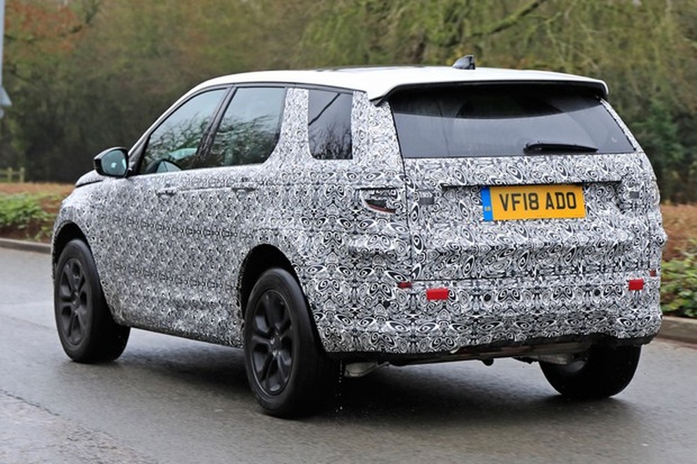 Discovery Sport terá lanternas inspiradas no maior Discovery (Foto: AutoMedia/Auto News Brasil) — Foto: Auto Esporte