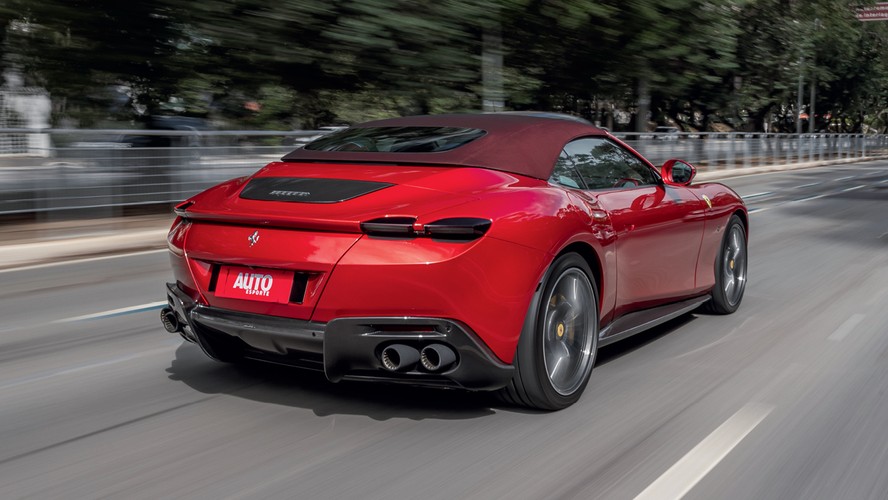 Teste: Ferrari Roma Spider é diferente de tudo o que já vimos antes