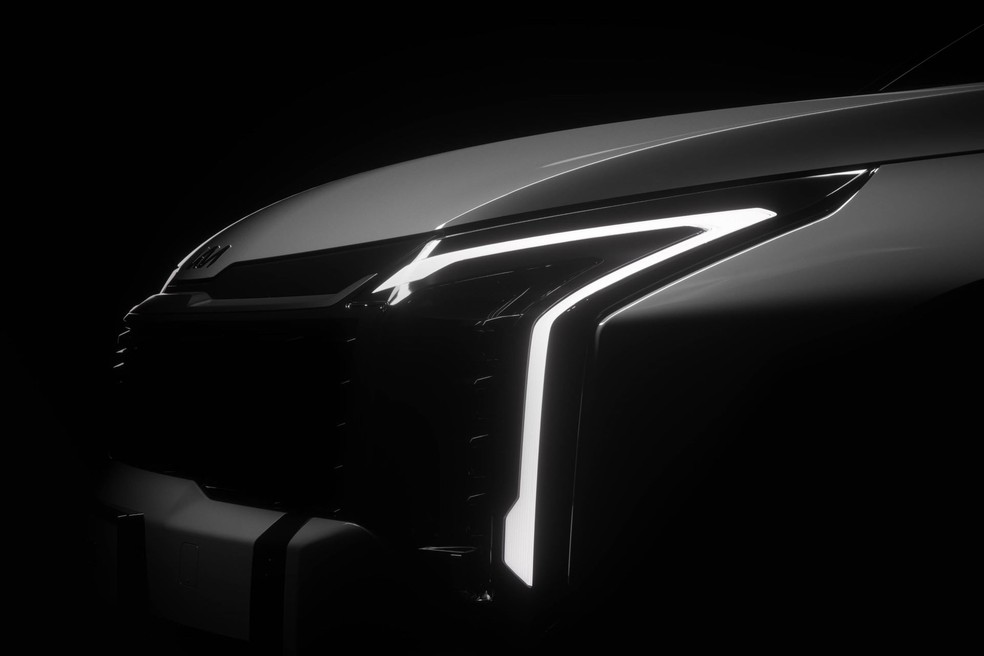 SUV médio adota faróis dianteiros com novo formato  — Foto: Divulgação