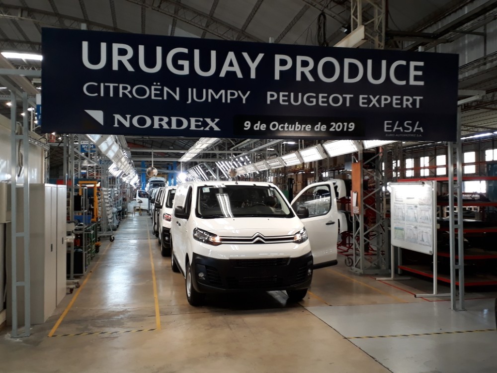 Stellantis pode comprar única fábrica de carros do Uruguai; Kia e Ford serão despejadas?