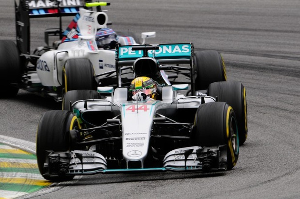 Lewis Hamilton nunca venceu no Brasil (Foto: Ivan Carneiro/Auto News Brasil) — Foto: Auto Esporte