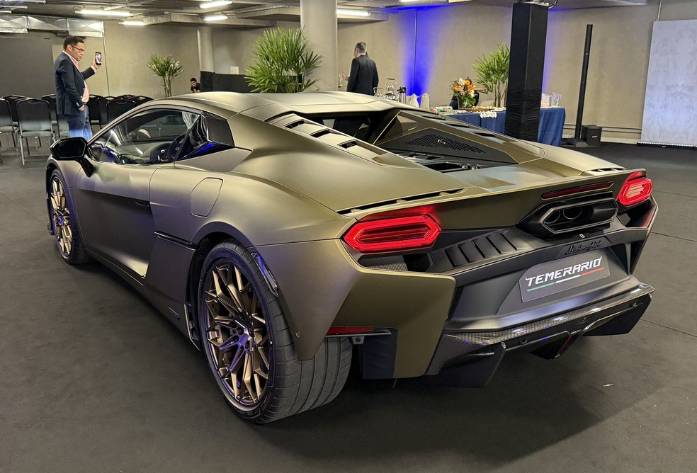 Lamborghini Temerario já pode ser reservado no Brasil — Foto: Cauê Lira/Auto News Brasil