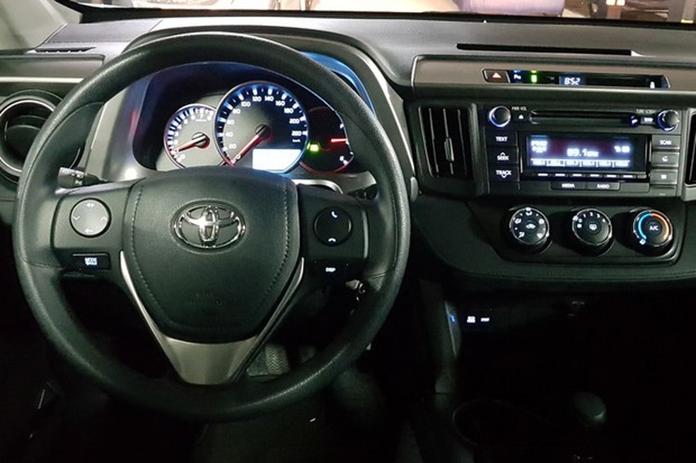 A ergonomia e espaço interno agradam muito (Foto: Julio Cabral/Auto News Brasil) — Foto: Auto Esporte