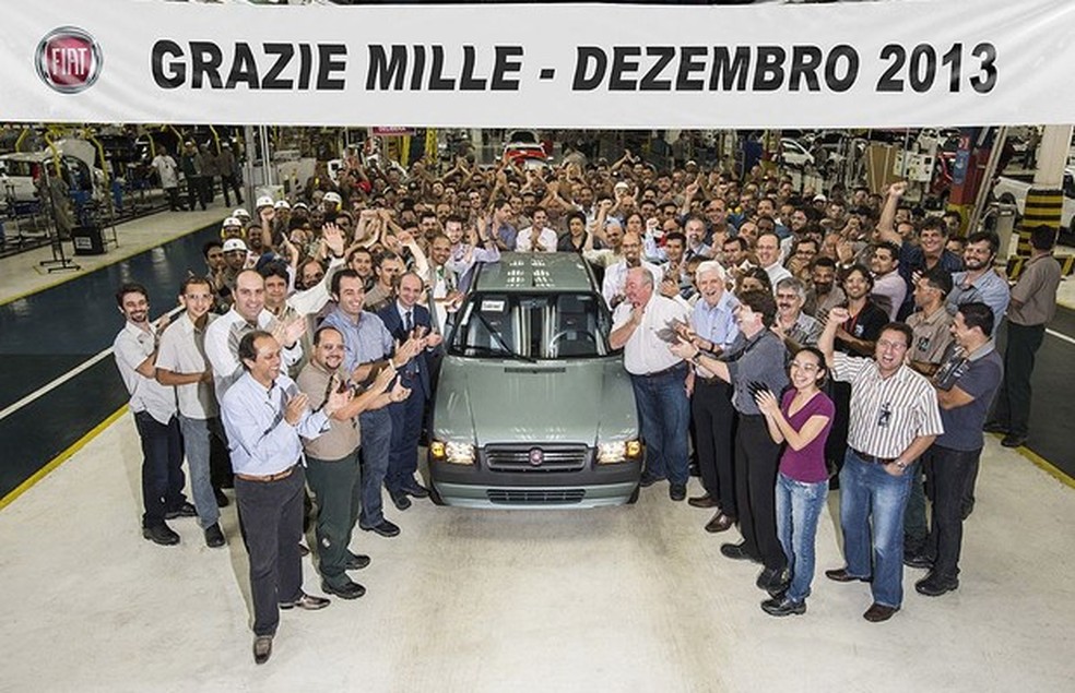 Fiat mostra último Mille produzido no Brasil