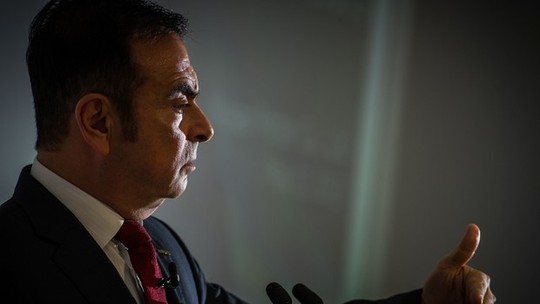 Promotores japoneses acusam formalmente Carlos Ghosn, que ficará preso até o final do ano