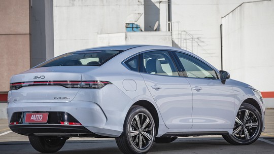 BYD King: 5 razões para comprar e 5 motivos para fugir do sedã híbrido