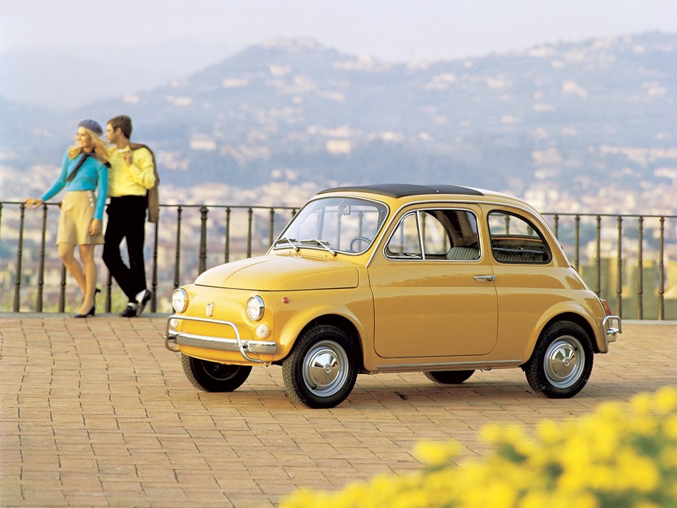 Fiat 500 é a inspiração para o proprietário da loja de pneus — Foto: Reprodução