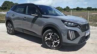 Peugeot 2008 GT — Foto: Jady Peroni/Auto News Brasil