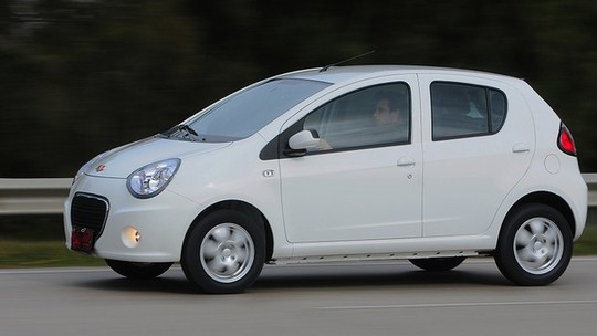 Geely GC2 chega ao Brasil por R$ 29.900