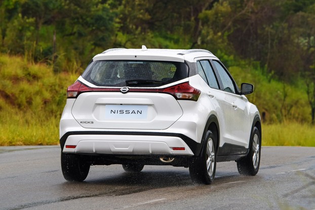 Nissan Kicks Sense MT