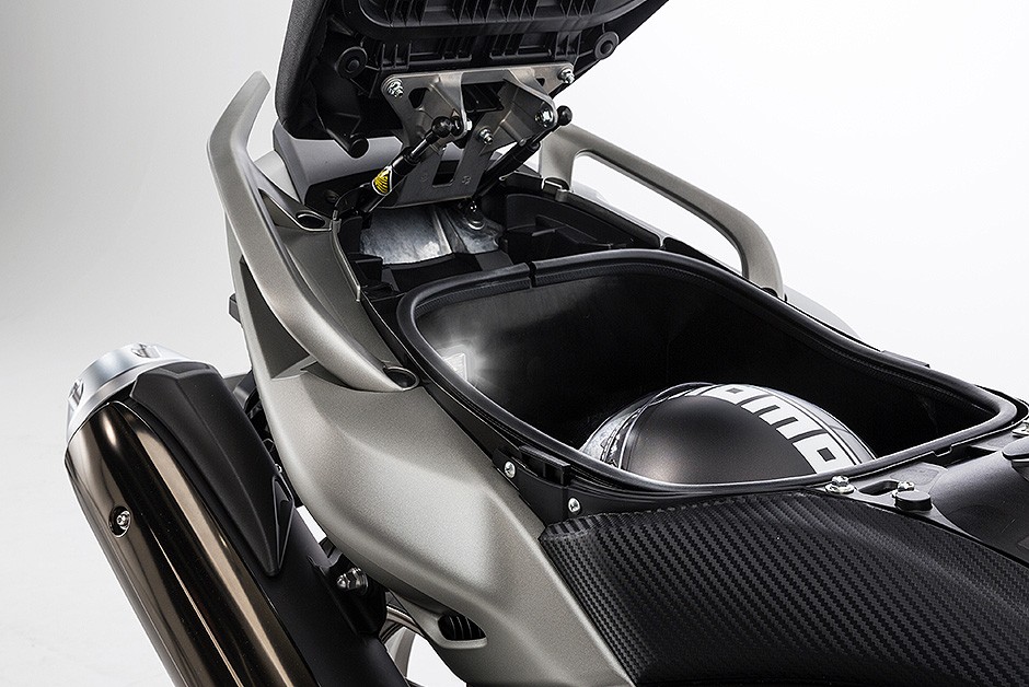 Yamaha T-Max 2016