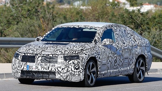 Novo Volkswagen Jetta GLi é flagrado em testes nos Estados Unidos