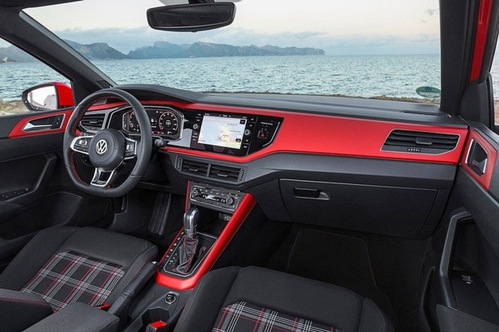 Interior do Polo europeu capricha mais no acabamento (Foto: Divulgação) — Foto: Auto Esporte