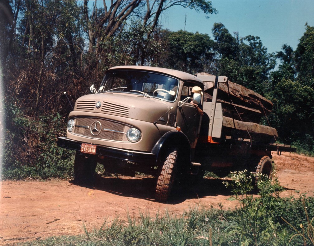 Mercedes-Benz L-1111 — Foto: Divulgação