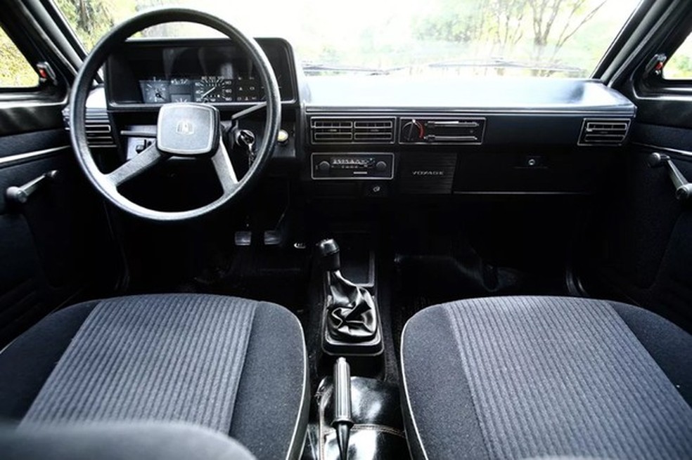 Interior do Voyage LS está original e parece ser de um 0km (Foto: Reprodução) — Foto: Auto Esporte