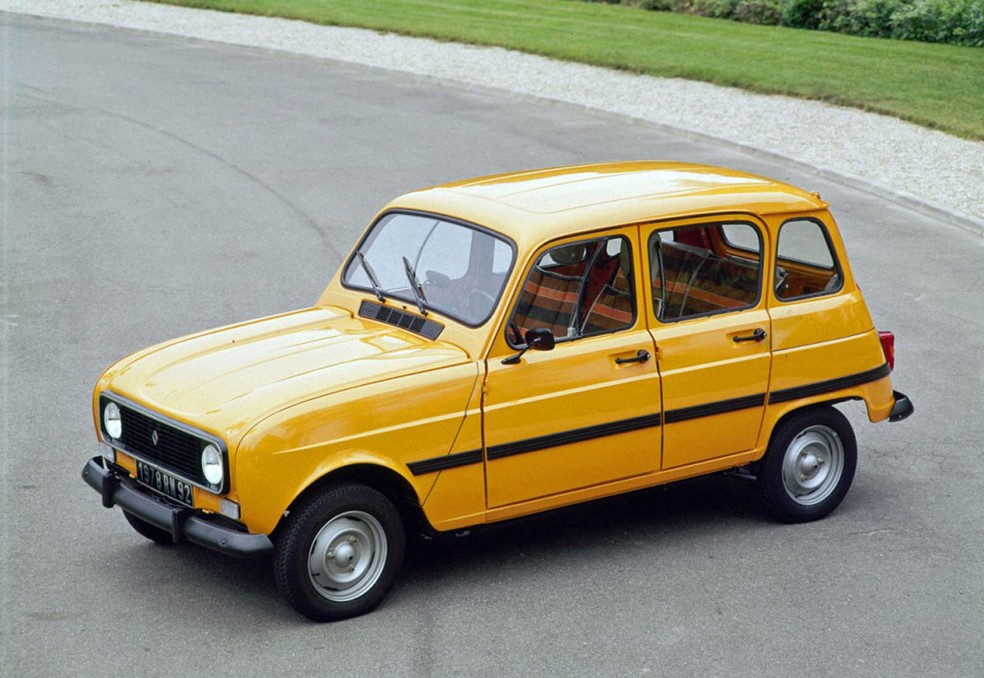 Renault 4 foi produzido e vendido entre 1961 e 1994 — Foto: Divulgação