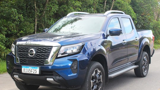Teste: Nissan Frontier Platinum tem equipamentos de carros para atrair clientes de outras picapes