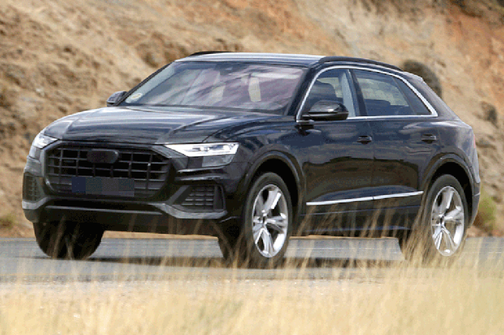 Novo Audi Q8 é flagrado na Espanha (Foto: Automedia) — Foto: Auto Esporte