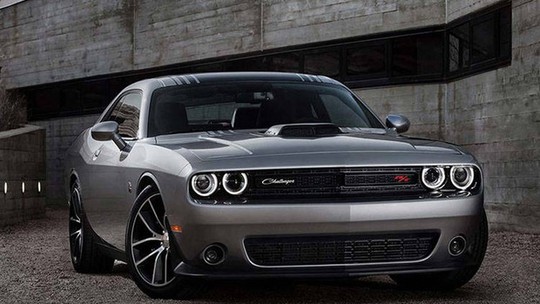 Dodge Challenger Hellcat de 707 cv está a venda no Brasil por R$ 799 mil