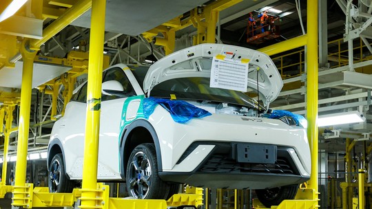 Marcas chinesas merecem incentivos para montar carros no Brasil?