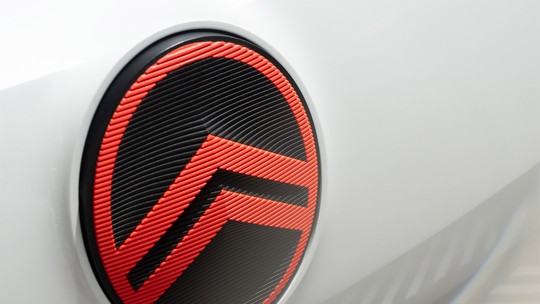 Citroën mostra nova identidade visual inspirada em logotipo criado há mais de 100 anos 