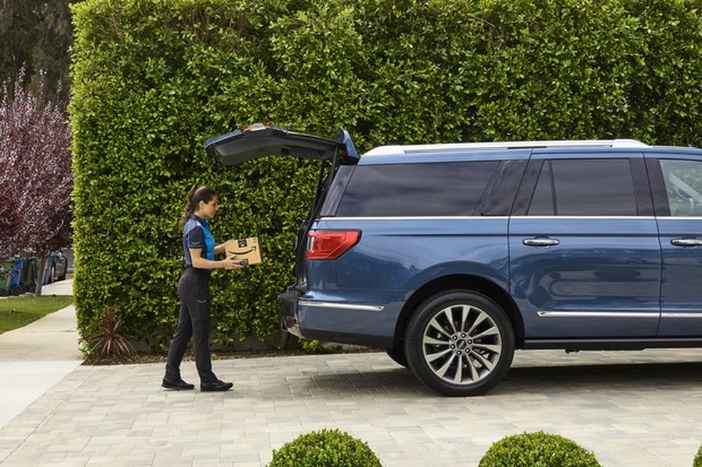 A GM, Volvo e a Chrysler já eram adeptas ao Key-In-Car (Foto: Divulgação Ford ) — Foto: Auto Esporte