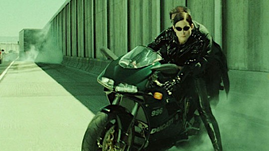 Ducati 996 de Matrix Reloaded foi sonho de consumo dos anos 2000 Ducati 996 de Matrix Reloaded foi sonho de consumo dos anos 2000