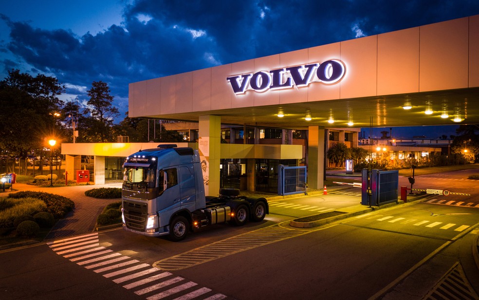 Fábrida da Volvo em Curitiba — Foto: Divulgação
