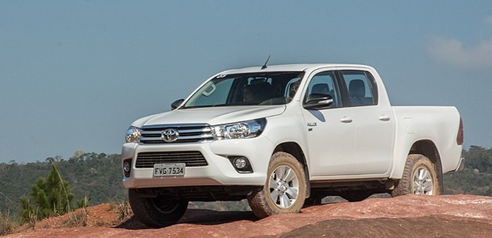 Toyota Hilux SR flex (Foto: Divulgação) — Foto: Auto Esporte