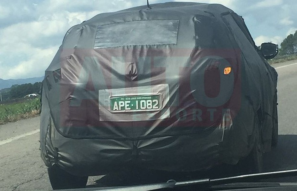 Renault Kaptur é flagrado no Brasil pelo leitor Valtencir Leandro Novicki (Foto: Valtencir Leandro Novicki) — Foto: Auto Esporte