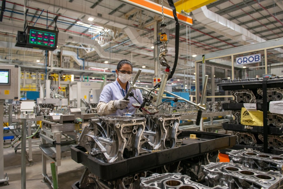 Fábrica da GM em Joinville suspendeu a fabricação dos motores  — Foto: Divulgação