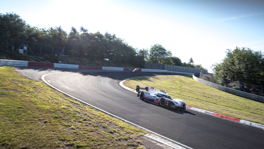Porsche 919 Hybrid Evo tem conjunto híbrido com 1.176 cv — Foto: Divulgação