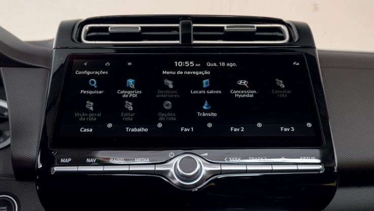 Hyundai Creta 2022 - A central multimídia Bluelink é intuitiva e rápida nas respostas