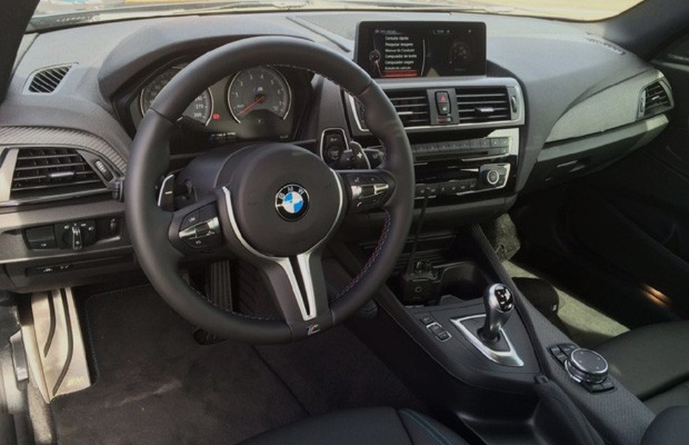 BMW M2 Coupé (Foto: Leandro Alvares) — Foto: Auto Esporte