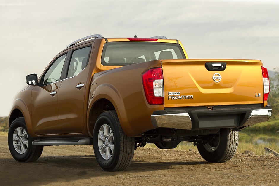 Nissan Frontier NP 300 2016