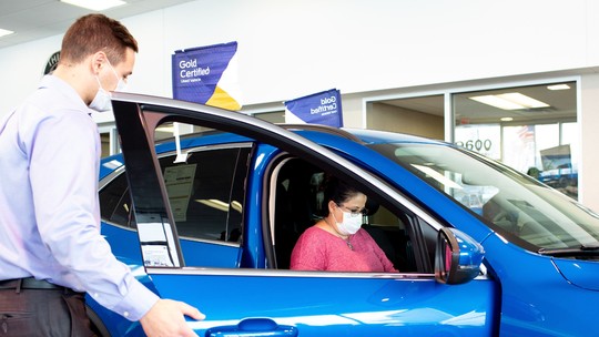 Ford deve perder 160 concessionárias e vê concorrência disputar seus pontos de venda