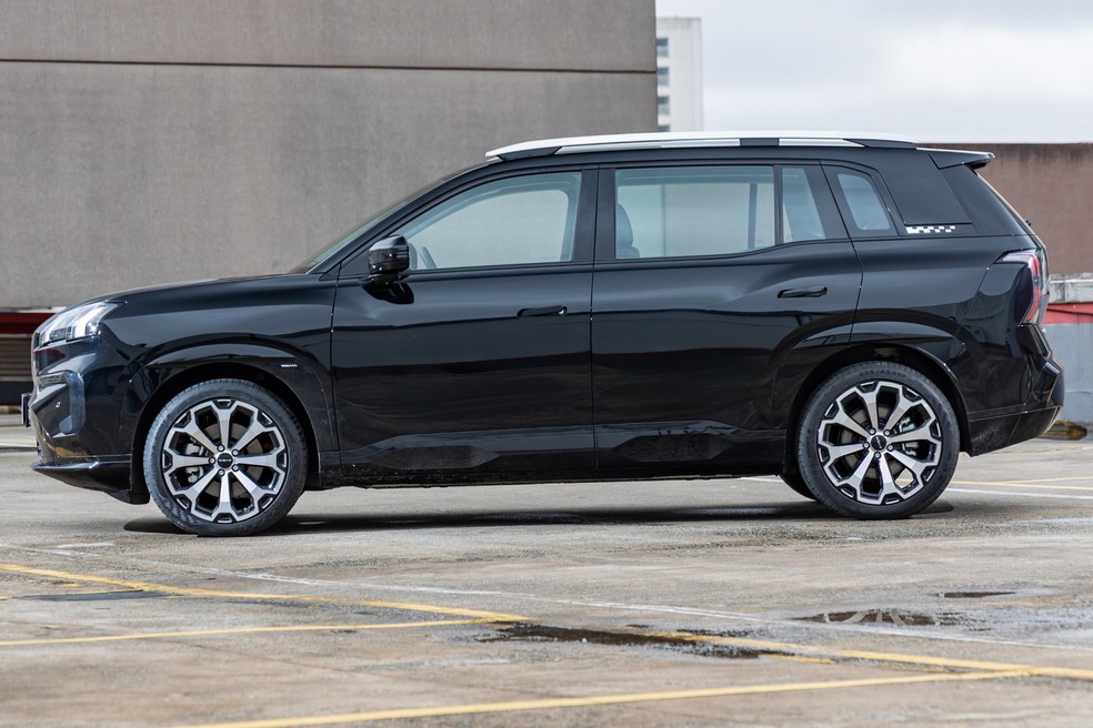 GAC Aion V tem dirigibilidade que impressiona — Foto: Renato Durães/Auto News Brasil