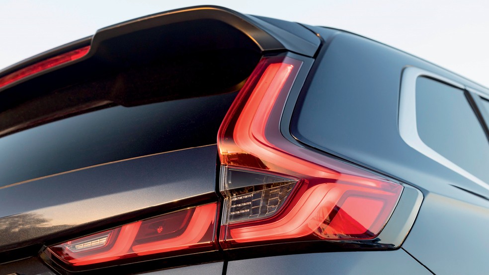 Novo Honda CR-V está maior em relação ao seu antecessor — Foto: Divulgação