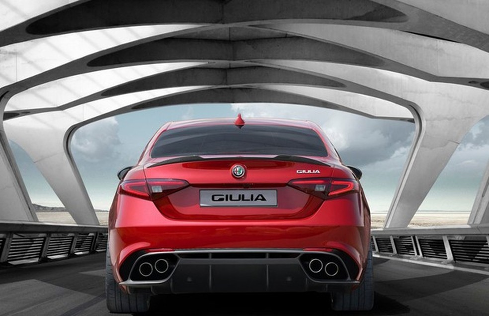Alfa Romeo Giulia 2016 (Foto: Divulgação) — Foto: Auto Esporte