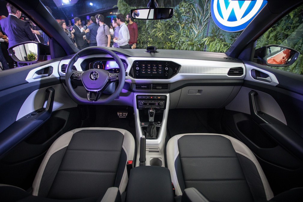 Interior do Volkswagen T-Cross — Foto: Fábio Tito/G1