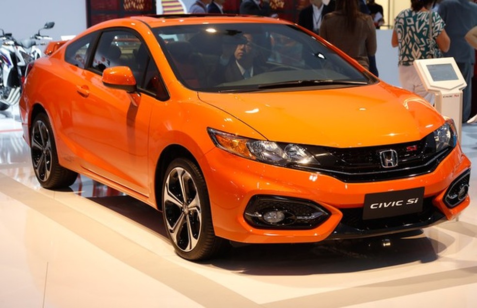 Honda Civic Si no Salão do Automóvel 2014 (Foto: Fabio Aro/Auto News Brasil) — Foto: Auto Esporte