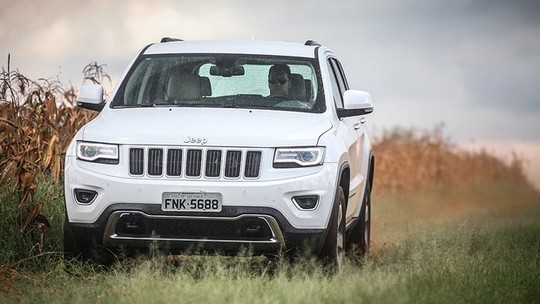 FCA convoca recall de 5.525 Jeep Grand Cherokee e Chrysler 300C