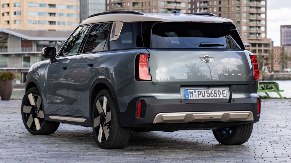 Mini Countryman teve o visual repaginado e agora está mais esportivo  — Foto: Divulgação