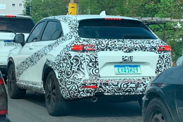 Novo Honda HR-V flagrado no Brasil
