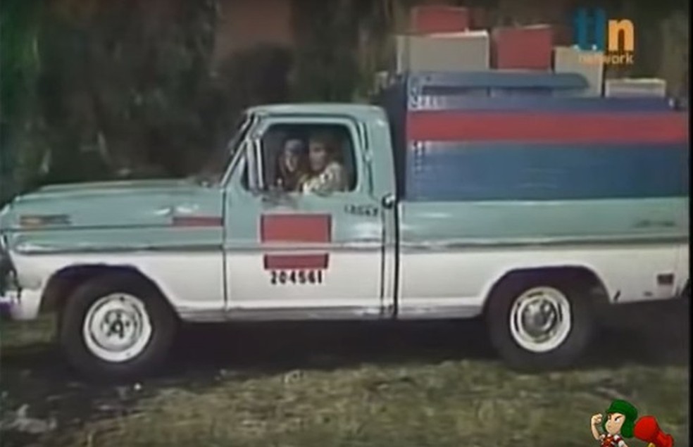 Ford F-100 no episódio "O Pelotão de Fuzilamento" (Foto: Reprodução) — Foto: Auto Esporte