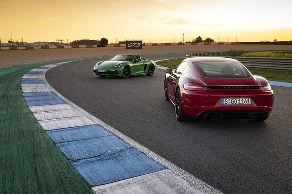 Porsche 718 Boxster e 718 Cayman GTS já estão disponíveis no Brasil (Foto: Divulgação) — Foto: Auto Esporte