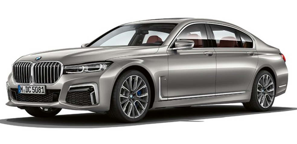 BMW M760Li (Foto: BMW) — Foto: Auto Esporte