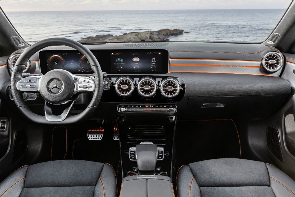 Interior do novo Mercedes-Benz CLA (Foto: Divulgação) — Foto: Auto Esporte