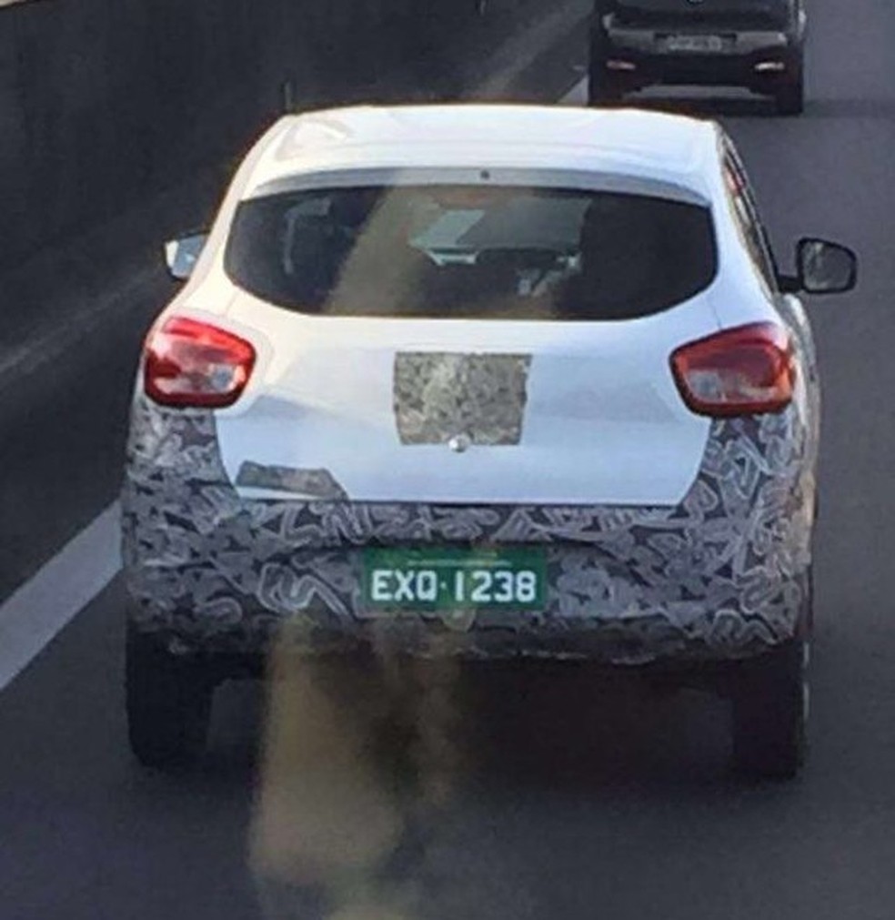 Flagra: Renault Kwid já roda em testes no Brasil (Foto: Patrik Oliveira) — Foto: Auto Esporte