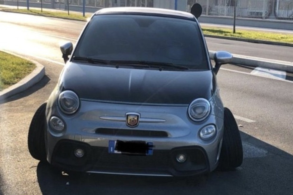 Assim como Adriano, Balotelli começou o ano com dor de cabeça (Foto: Reprodução Internet) — Foto: Auto Esporte